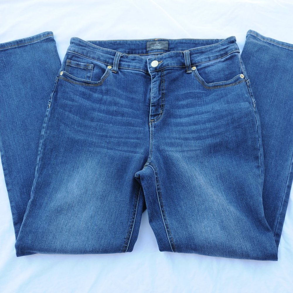 EUC So Lifting Chico's Jeans - Picture 1 of 6